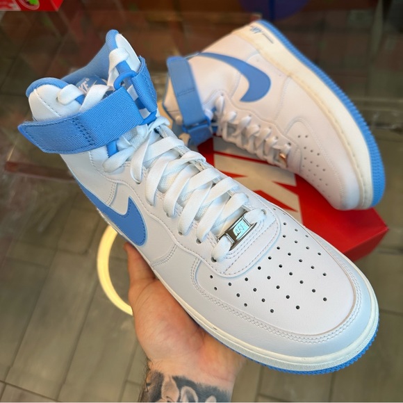 NIKE AIR FORCE 1 HIGH WHITE BLUE - Picture 2 of 3